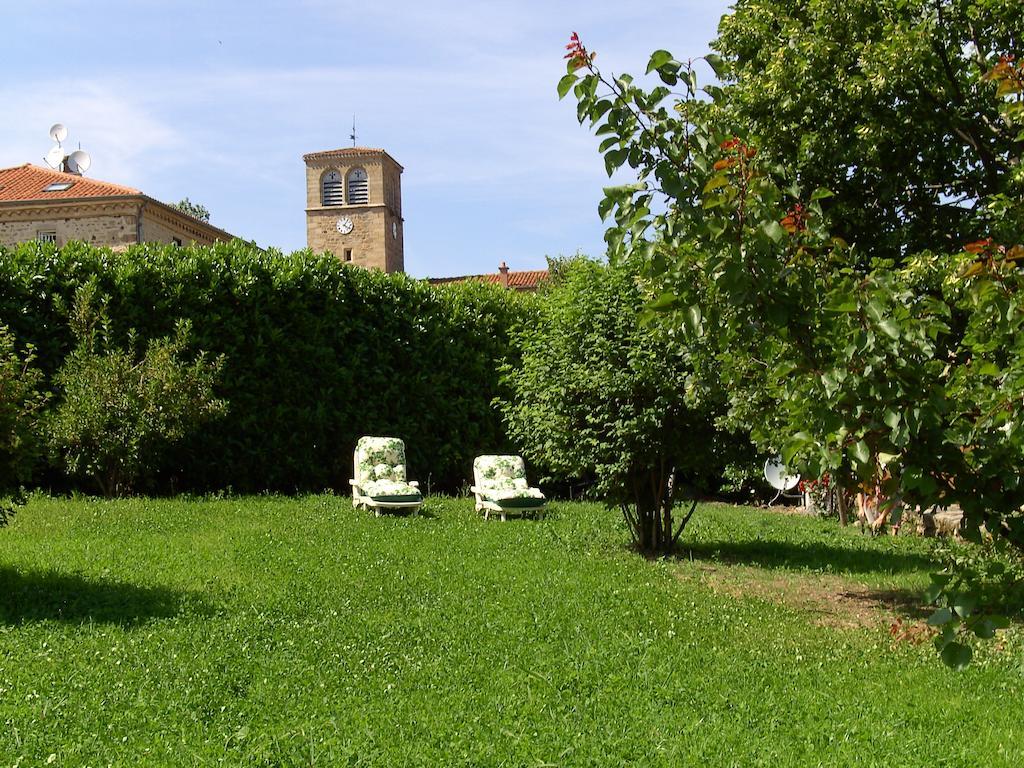 Cellier De La Fontaine Villa Saint-Georges-en-Couzan Oda fotoğraf